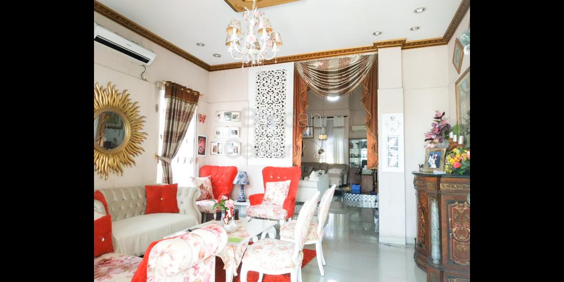 Rumah Cantik, Mewah di Lebak Bulus Rumah Cantik, Mewah di Lebak Bulus