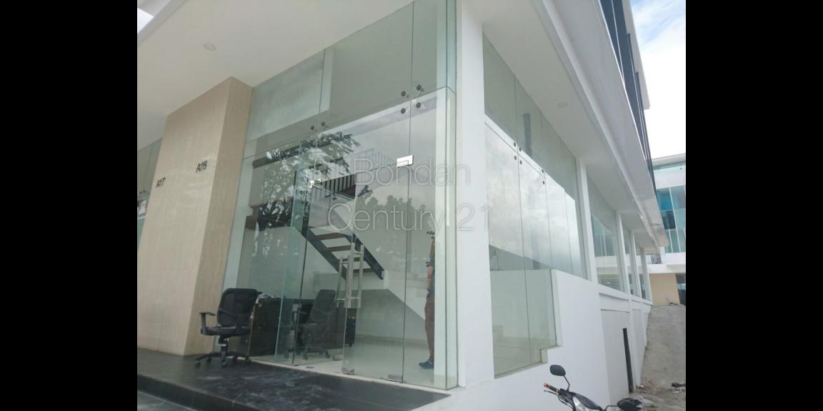 Disewakan Ruko 4 lantai + Rooftop di Duren Tiga Jakarta Selatan Disewakan Ruko 4 lantai + Rooftop di Duren Tiga Jakarta Selatan