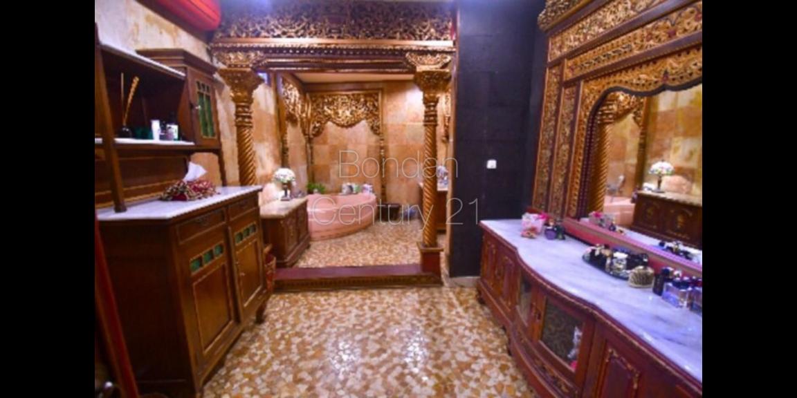 Di jual rumah budaya jawa daerah Lebak Bulus Di jual rumah budaya jawa daerah Lebak Bulus