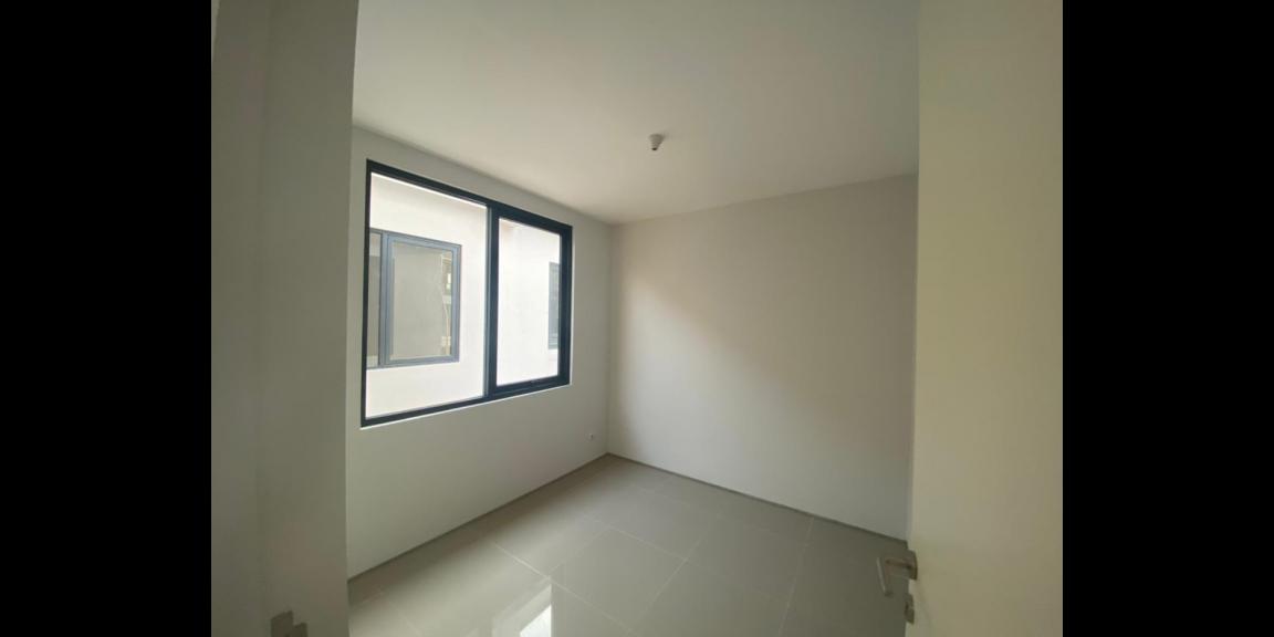 Jual Rumah Royal Residence cuma 1,3M-an Jual Rumah Royal Residence cuma 1,3M-an