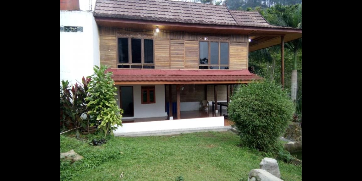 Disewakan Villa Hakim Puncak Bogor, dekat air terjun Curug Cilember 7 Disewakan Villa Hakim Puncak Bogor, dekat air terjun Curug Cilember 7