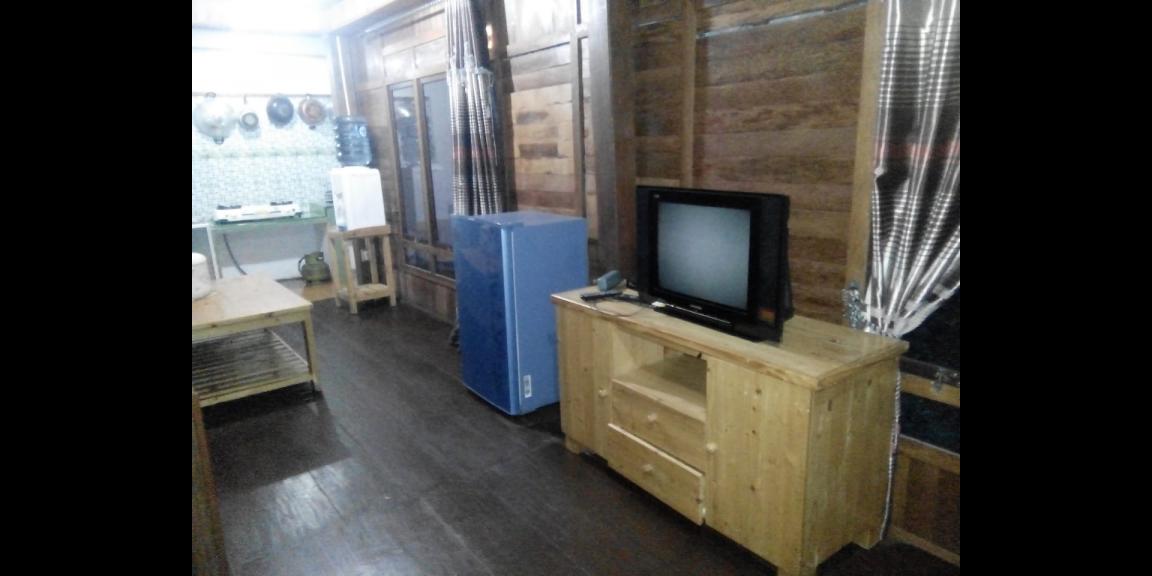 Disewakan Villa Hakim Puncak Bogor, dekat air terjun Curug Cilember 7 Disewakan Villa Hakim Puncak Bogor, dekat air terjun Curug Cilember 7