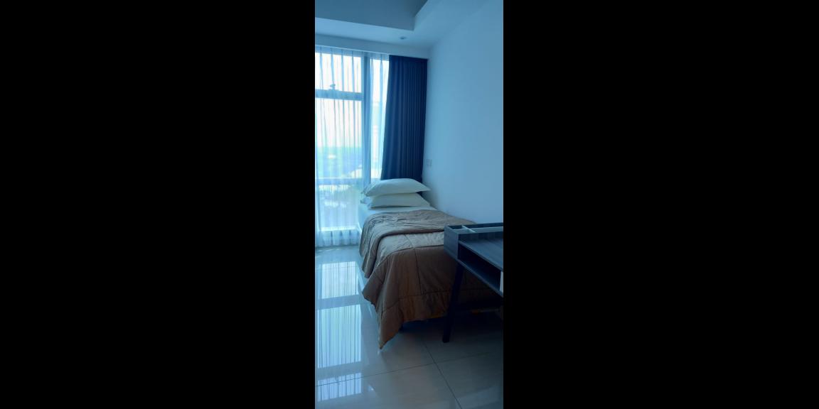 APARTEMEN LA RITZ APARTEMEN LA RITZ