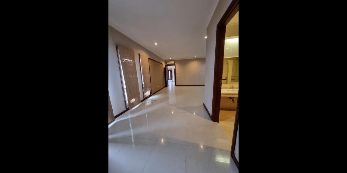 Rumah Graha Famili Surabaya | Great Home For Extended Family Rumah Graha Famili Surabaya | Great Home For Extended Family