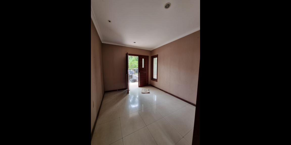 Rumah Graha Famili Surabaya | Great Home For Extended Family Rumah Graha Famili Surabaya | Great Home For Extended Family