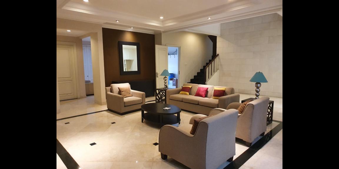 Rumah Graha Famili, Surabaya | The Ultimate in Executive Living Rumah Graha Famili, Surabaya | The Ultimate in Executive Living