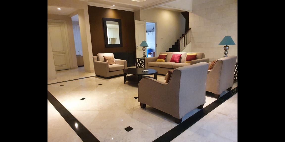 Rumah Graha Famili, Surabaya | The Ultimate in Executive Living Rumah Graha Famili, Surabaya | The Ultimate in Executive Living