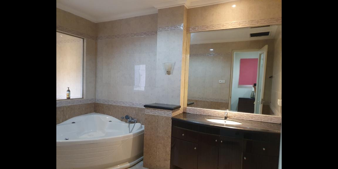 Rumah Graha Famili, Surabaya | The Ultimate in Executive Living Rumah Graha Famili, Surabaya | The Ultimate in Executive Living