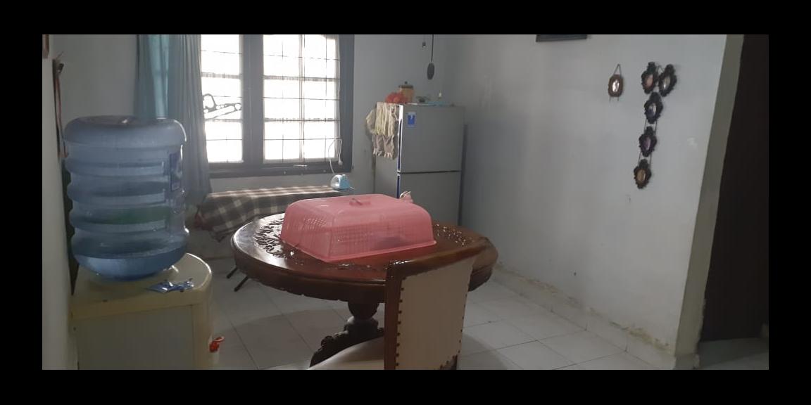 DIJUAL CEPAT ! Rumah Tua Hitung Harga Tanah Saja Perum Graha Permai Ciputat DIJUAL CEPAT ! Rumah Tua Hitung Harga Tanah Saja Perum Graha Permai Ciputat