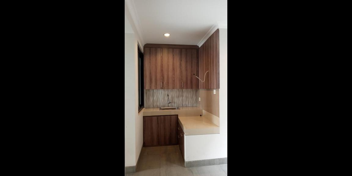 Rumah Mewah Dekat Blok M Di Jakarta Selatan Rumah Mewah Dekat Blok M Di Jakarta Selatan