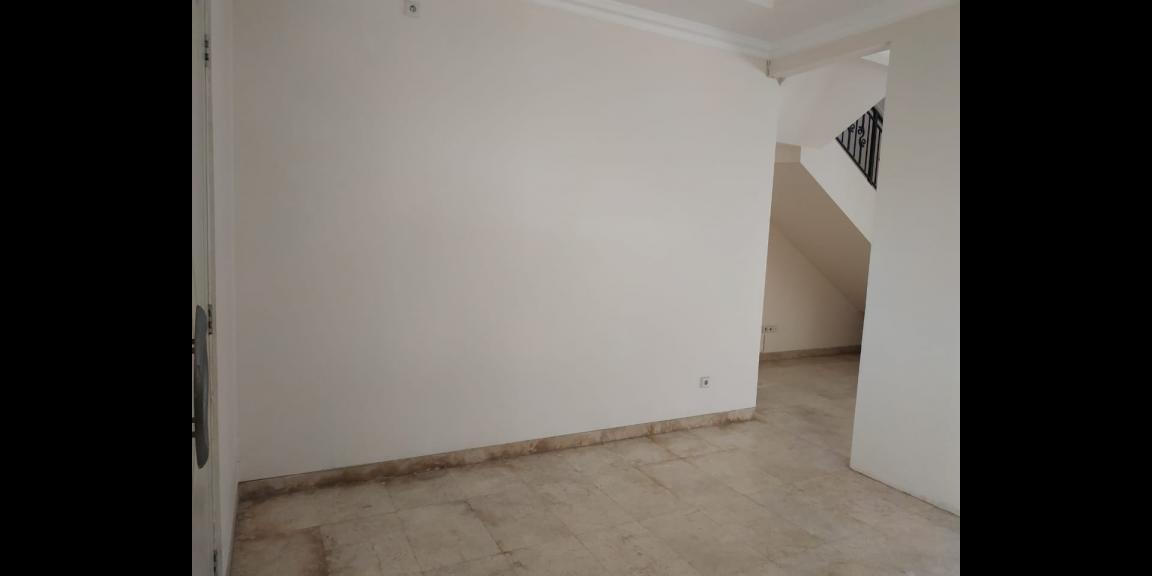 Rumah Menawan dan Siaphuni di Wisata Bukit Mas - Rome, Lidah Wetan, Surabaya. Rumah Menawan dan Siaphuni di Wisata Bukit Mas - Rome, Lidah Wetan, Surabaya.