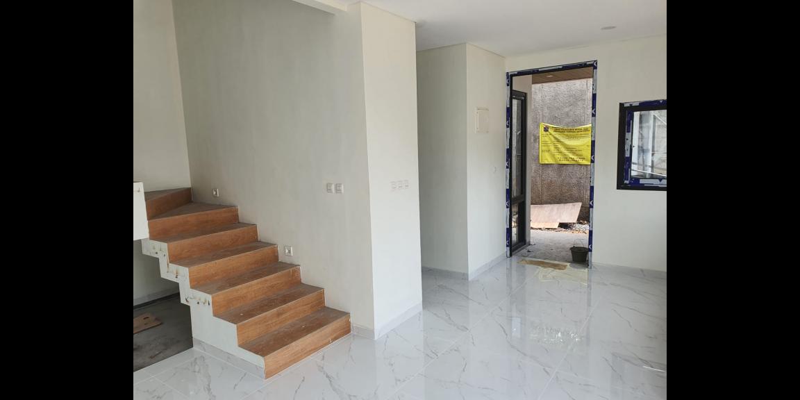 Rumah Strategis Di Kebayoran Lama Jakarta Selatan Rumah Strategis Di Kebayoran Lama Jakarta Selatan