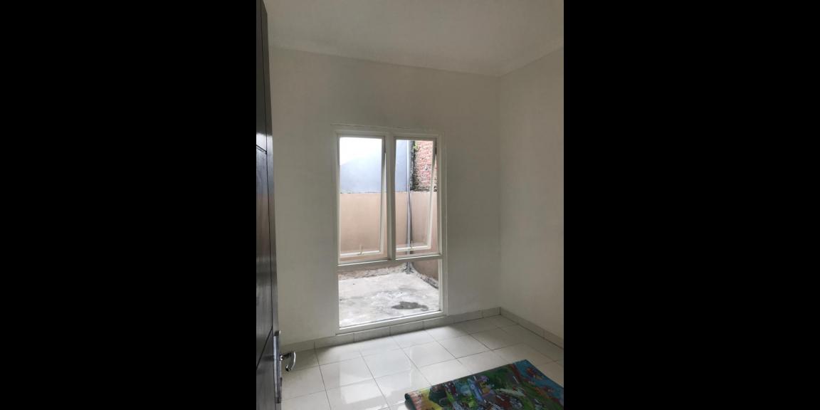 Rumah Cantik Siap Huni Golden Berry Regency, Menganti, Gresik Rumah Cantik Siap Huni Golden Berry Regency, Menganti, Gresik