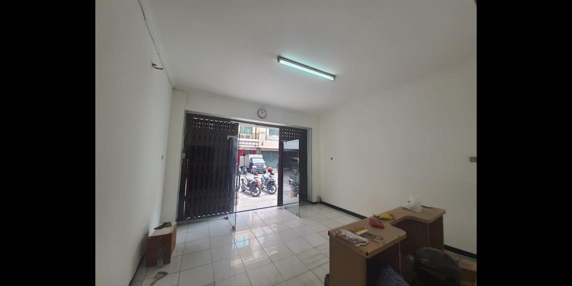 Ruko Strategis Siap Usaha, 2 Ruko Jadi 1, Ruko Sentra Fortuna - Surabaya. Ruko Strategis Siap Usaha, 2 Ruko Jadi 1, Ruko Sentra Fortuna - Surabaya.