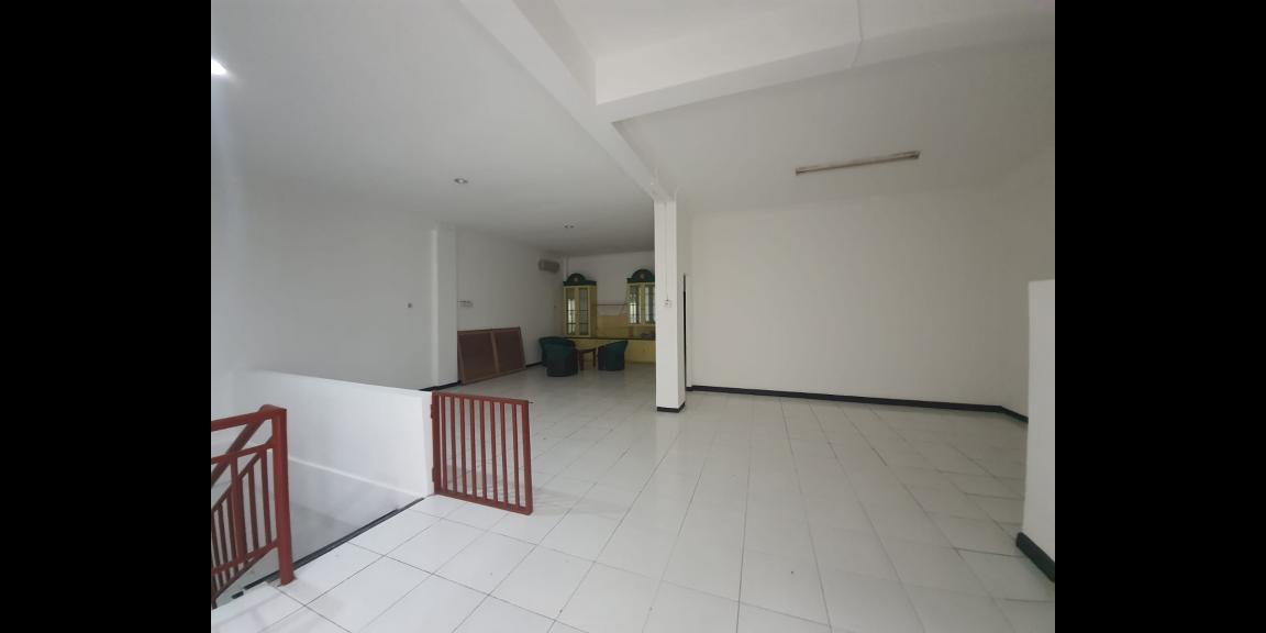 Ruko Strategis Siap Usaha, 2 Ruko Jadi 1, Ruko Sentra Fortuna - Surabaya. Ruko Strategis Siap Usaha, 2 Ruko Jadi 1, Ruko Sentra Fortuna - Surabaya.