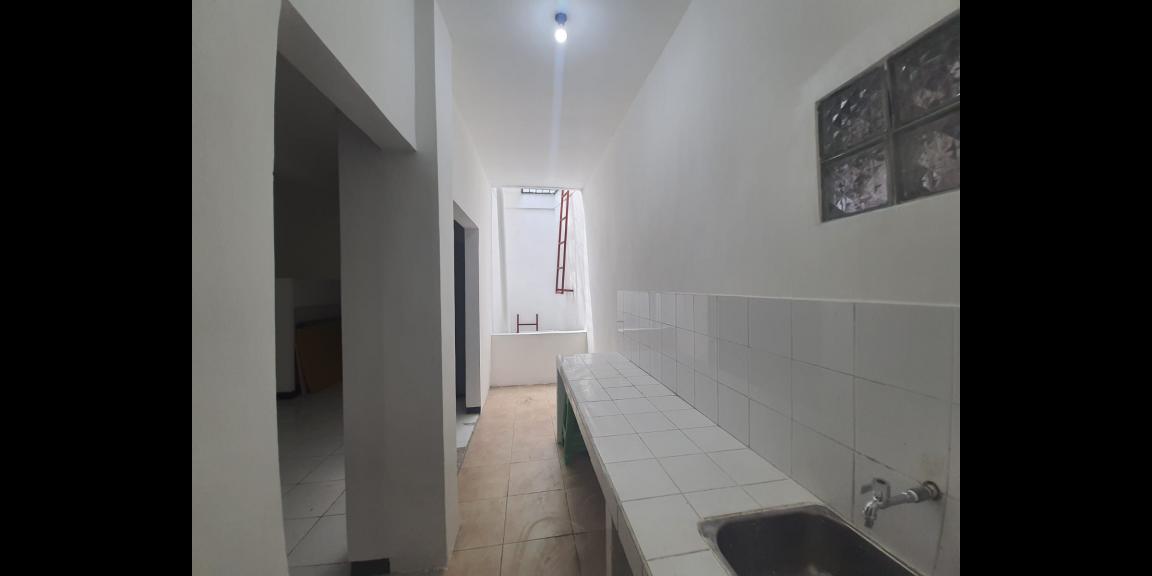 Ruko Strategis Siap Usaha, 2 Ruko Jadi 1, Ruko Sentra Fortuna - Surabaya. Ruko Strategis Siap Usaha, 2 Ruko Jadi 1, Ruko Sentra Fortuna - Surabaya.