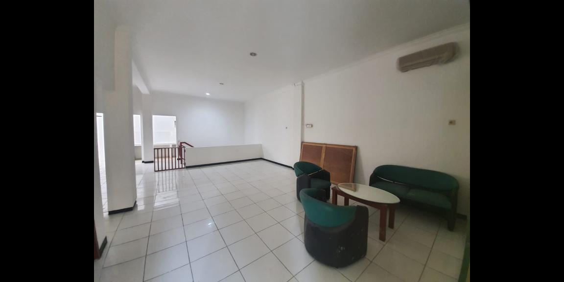 Ruko Strategis Siap Usaha, 2 Ruko Jadi 1, Ruko Sentra Fortuna - Surabaya. Ruko Strategis Siap Usaha, 2 Ruko Jadi 1, Ruko Sentra Fortuna - Surabaya.