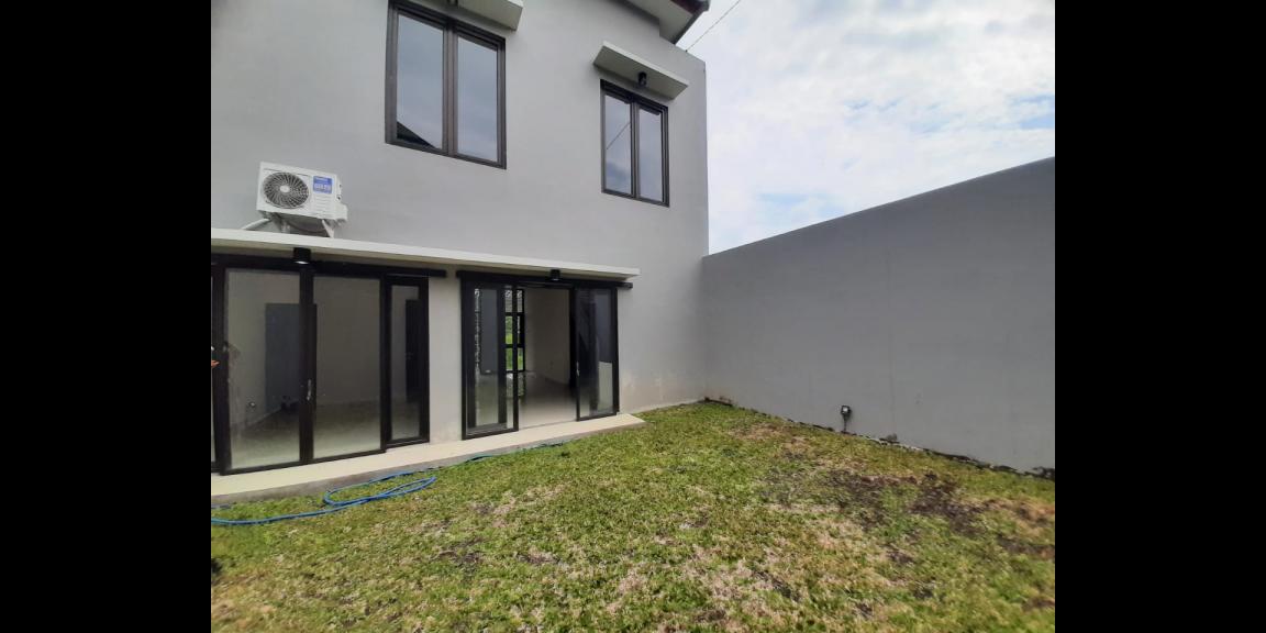 Twin Pine Residence Twin Pine Residence