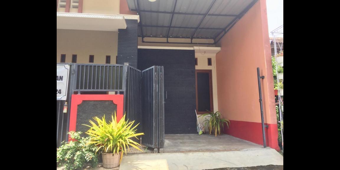 DIKONTRAKKAN RUMAH MODERN KANTOR ATAU KELUARGA NYAMAN STRATEGIS area Ngaglik DIKONTRAKKAN RUMAH MODERN KANTOR ATAU KELUARGA NYAMAN STRATEGIS area Ngaglik