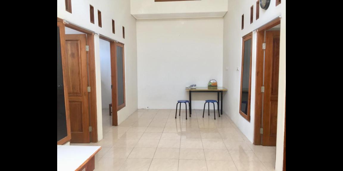 DIKONTRAKKAN RUMAH MODERN KANTOR ATAU KELUARGA NYAMAN STRATEGIS area Ngaglik DIKONTRAKKAN RUMAH MODERN KANTOR ATAU KELUARGA NYAMAN STRATEGIS area Ngaglik