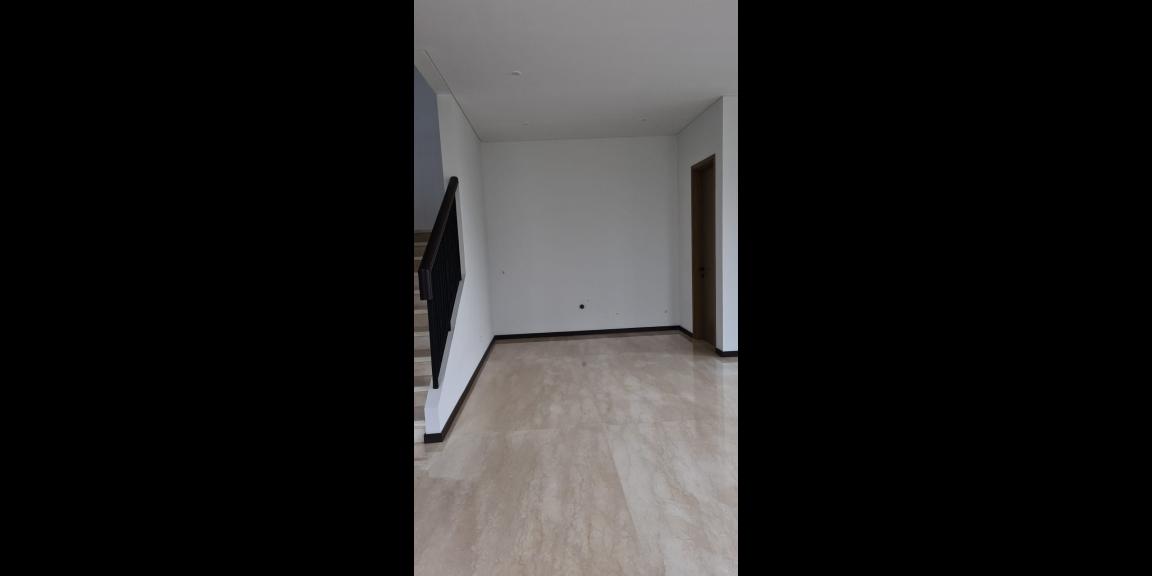 Disewakan murah Rumah baru jadi the Zora BSD City Tangerang Disewakan murah Rumah baru jadi the Zora BSD City Tangerang