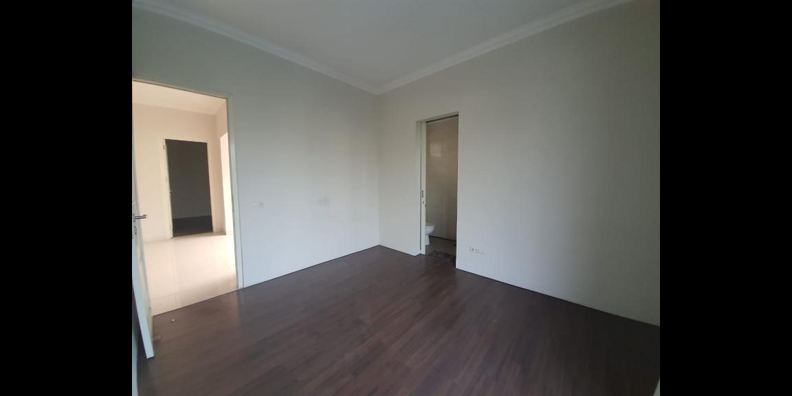 Rumah Modern Kontemporer Dian Istana Surabaya. Rumah Modern Kontemporer Dian Istana Surabaya.