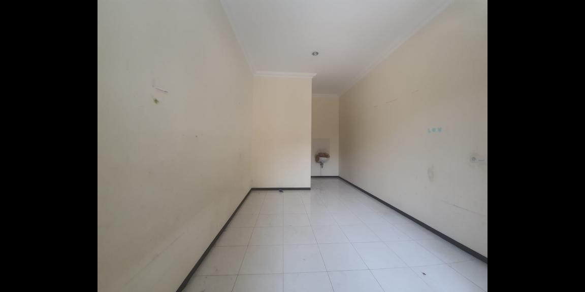 Rumah Cantik SiapHuni Citraland Eastwood, Surabaya. Rumah Cantik SiapHuni Citraland Eastwood, Surabaya.