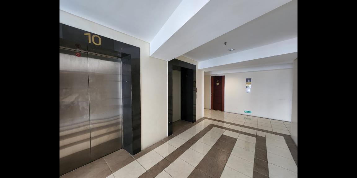 Chic Urban Living @ Apartemen Gunawangsa Tidar Surabaya Chic Urban Living @ Apartemen Gunawangsa Tidar Surabaya