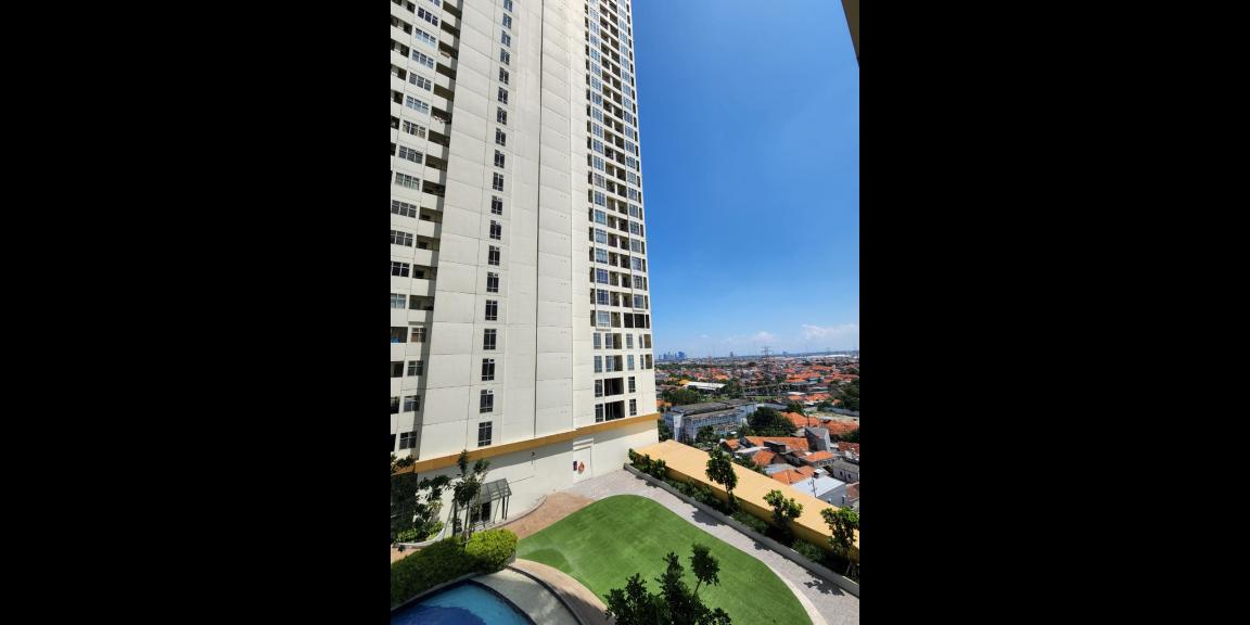 Chic Urban Living @ Apartemen Gunawangsa Tidar Surabaya Chic Urban Living @ Apartemen Gunawangsa Tidar Surabaya