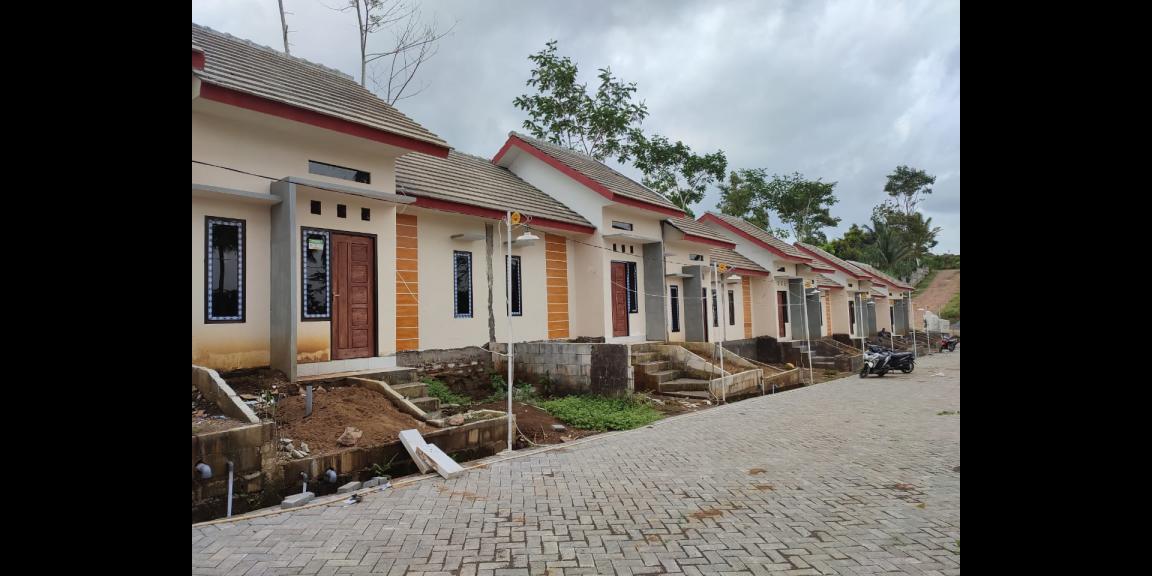 Harga perdana rumah di area Malang dengan cicilan mulai dari Rp 950 ribu. Harga perdana rumah di area Malang dengan cicilan mulai dari Rp 950 ribu.