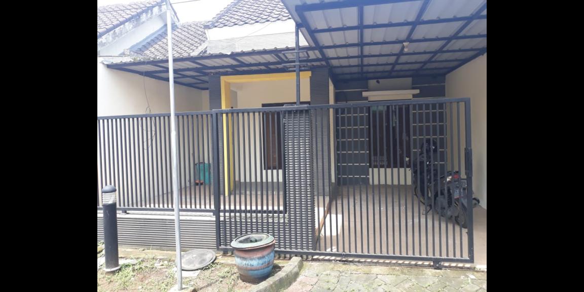 DIJUAL RUMAH STAR SAFIRA REGENCY Sidoarjo DIJUAL RUMAH STAR SAFIRA REGENCY Sidoarjo