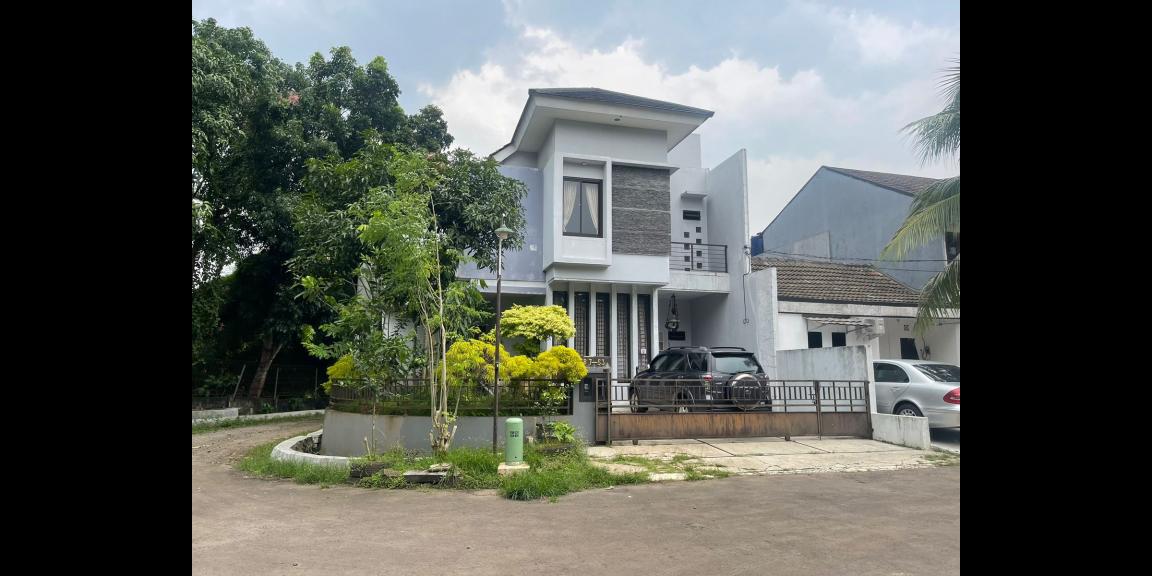 Rumah 2 Lantai (Hook) Furnish-Siap Huni- Graha Bunga Bintaro Rumah 2 Lantai (Hook) Furnish-Siap Huni- Graha Bunga Bintaro