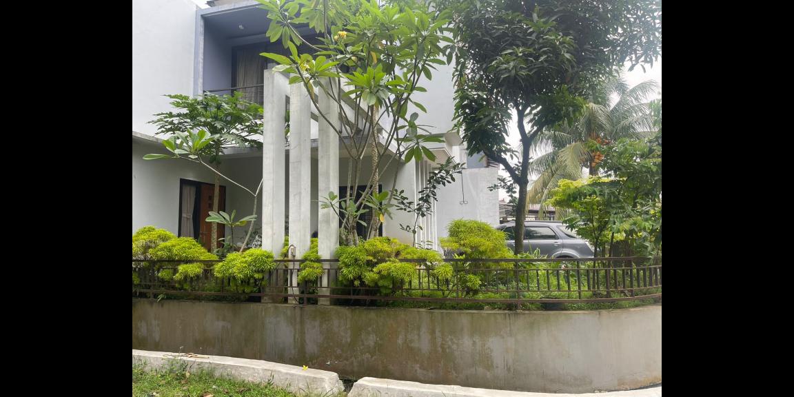 Rumah 2 Lantai (Hook) Furnish-Siap Huni- Graha Bunga Bintaro Rumah 2 Lantai (Hook) Furnish-Siap Huni- Graha Bunga Bintaro