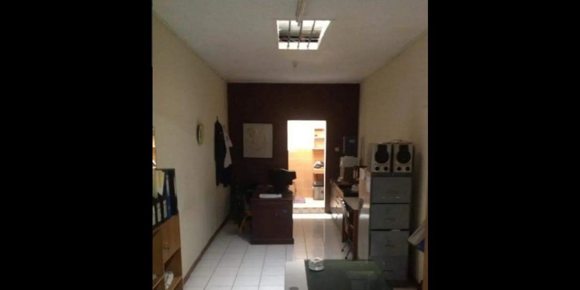 Rumah cocok untuk usaha di pinggir jalan sarijadi Rumah cocok untuk usaha di pinggir jalan sarijadi