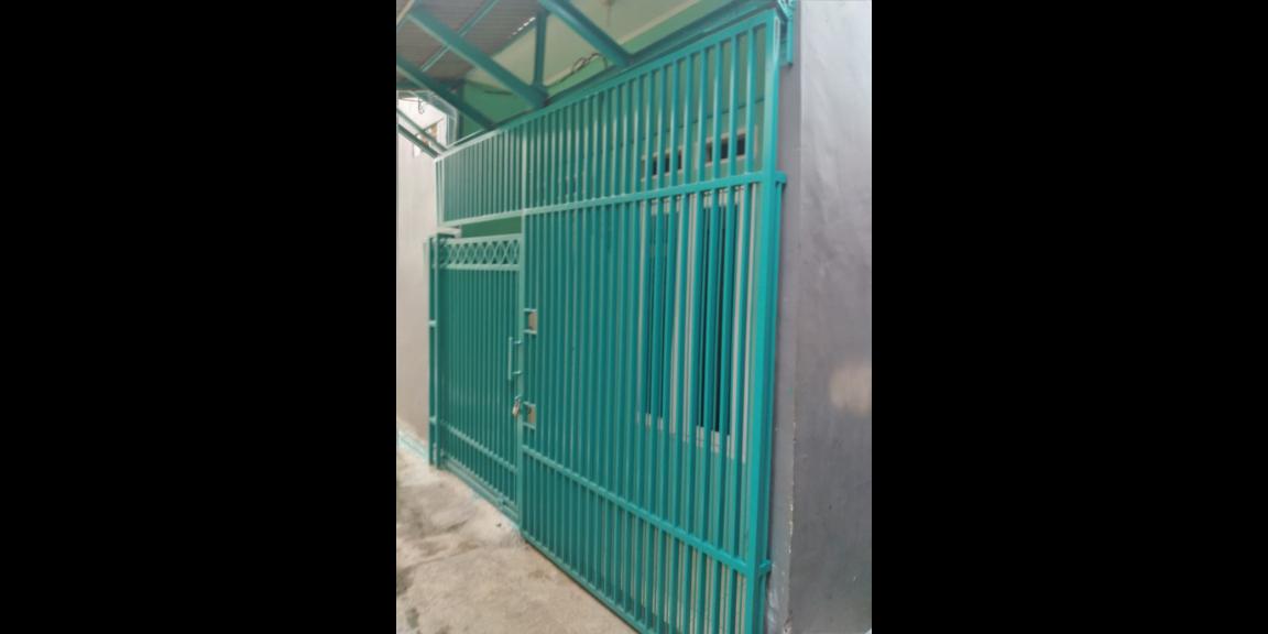 DIKONTRAKAN (Bangunan Baru) Kebon Nanas KOTA TANGERANG DIKONTRAKAN (Bangunan Baru) Kebon Nanas KOTA TANGERANG