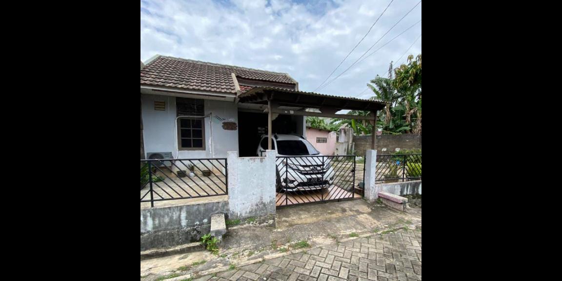 Rumah di cimone permai tangerang karawaci Rumah di cimone permai tangerang karawaci