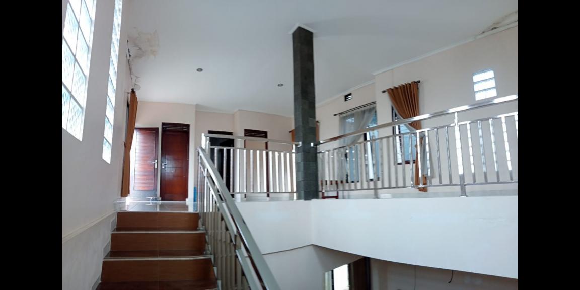 minimalis 2lantai di cihanjuang dekat ke pemkot cimahi minimalis 2lantai di cihanjuang dekat ke pemkot cimahi