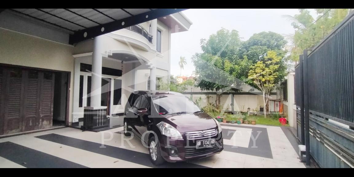 Rumah Jalan Veteran Ko. Karvin Kota Pontianak Dijual Rumah Jalan Veteran Ko. Karvin Kota Pontianak Dijual