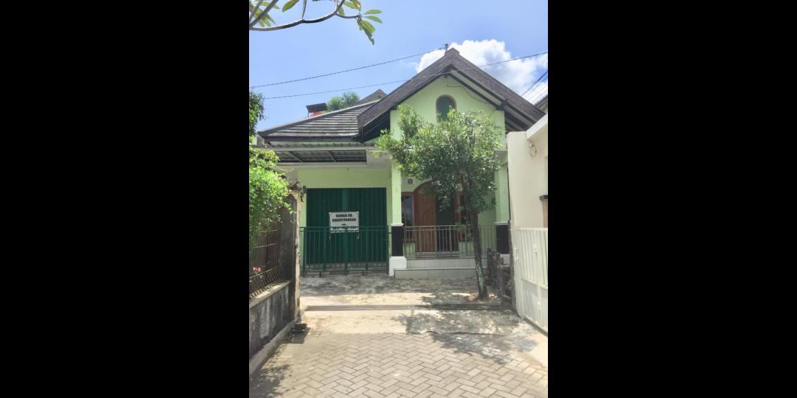 RUMAH DIKONTRAKKAN PRIORITAS KANTOR ATAU KELUARGA area Sleman RUMAH DIKONTRAKKAN PRIORITAS KANTOR ATAU KELUARGA area Sleman