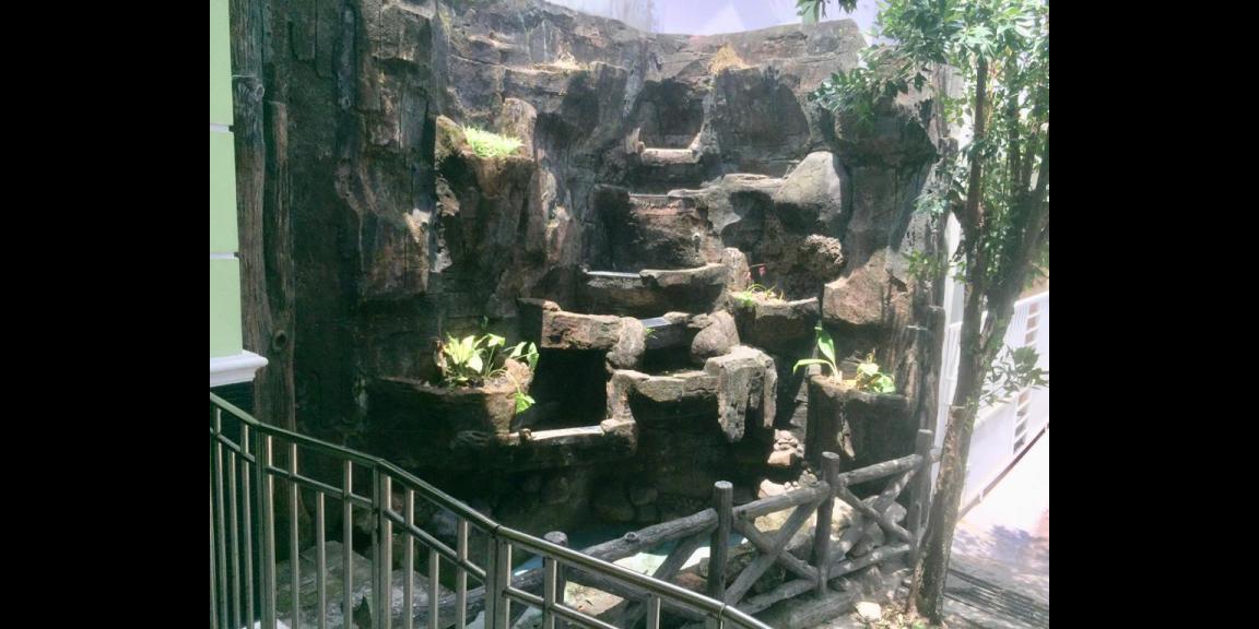 RUMAH DIKONTRAKKAN PRIORITAS KANTOR ATAU KELUARGA area Sleman RUMAH DIKONTRAKKAN PRIORITAS KANTOR ATAU KELUARGA area Sleman