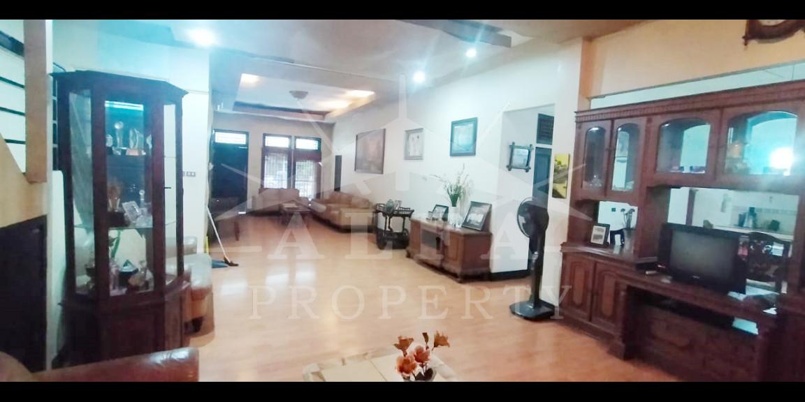 Dijual Rumah Jalan Irian Kota Pontianak Dijual Rumah Jalan Irian Kota Pontianak