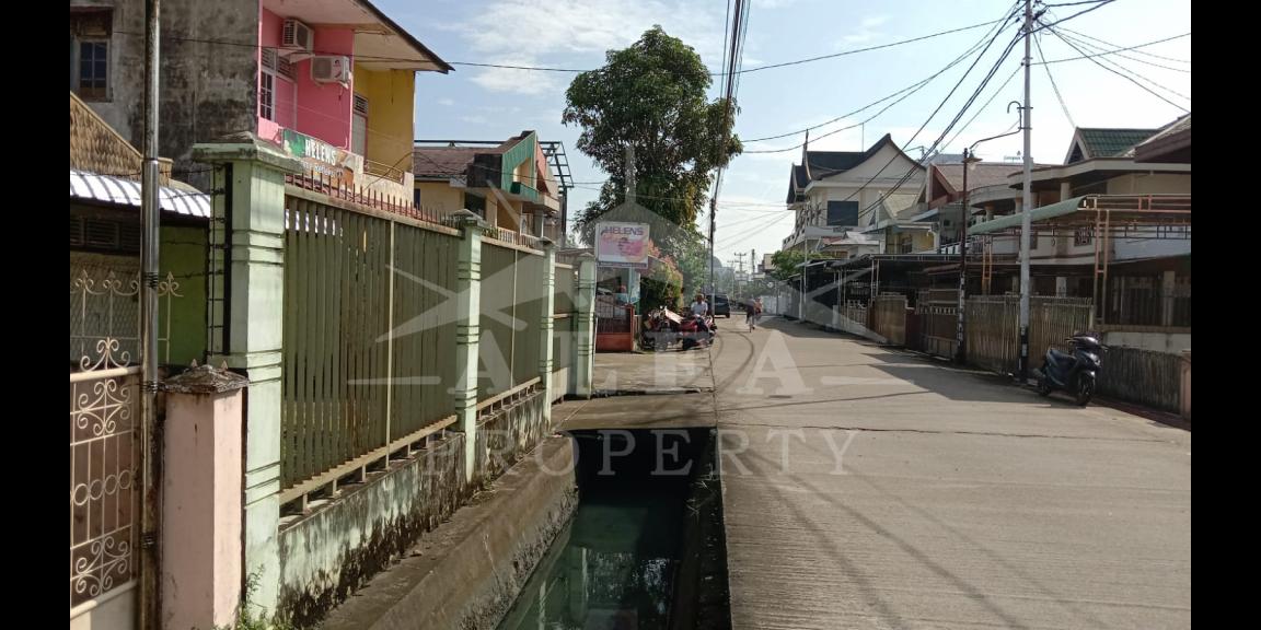 Dijual Rumah Tepi Jalan Beringin Kota Pontianak Dijual Rumah Tepi Jalan Beringin Kota Pontianak