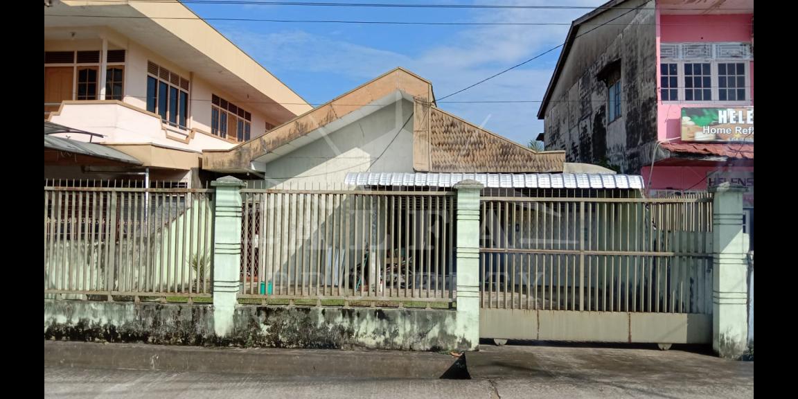 Dijual Rumah Tepi Jalan Beringin Kota Pontianak Dijual Rumah Tepi Jalan Beringin Kota Pontianak