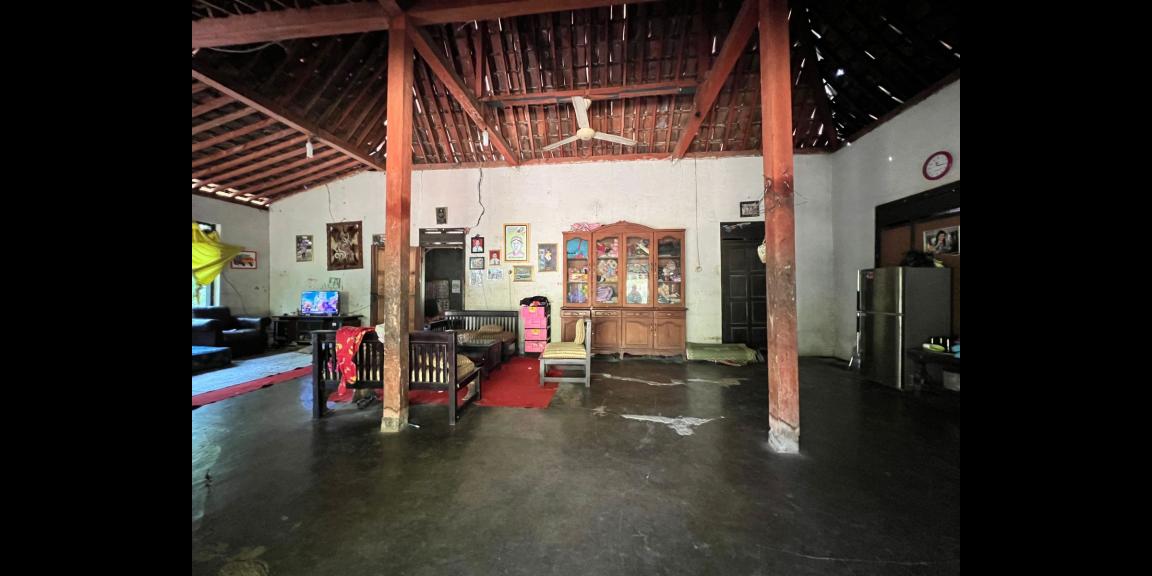 Dijual Rumah Joglo 660m Mojogedang Karanganyar Dijual Rumah Joglo 660m Mojogedang Karanganyar