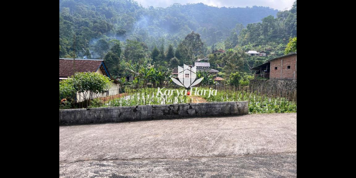 Dijual Tanah 1100m² Dekat Sungai Kemuning Dijual Tanah 1100m² Dekat Sungai Kemuning