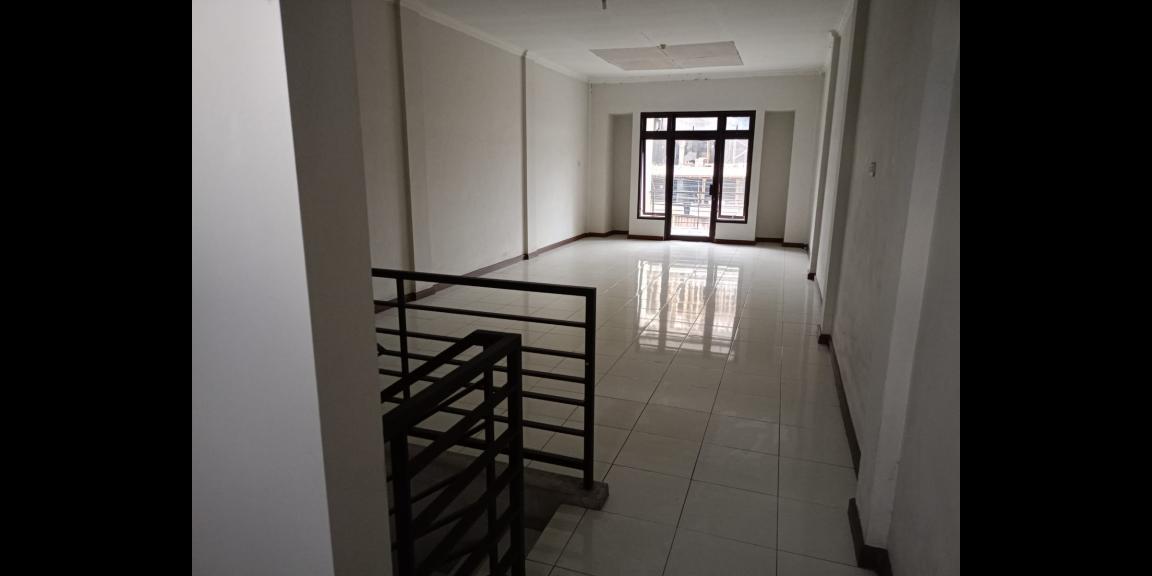 Dijual Ruko Murah 2 Lantai Nol Jalan Raya Super Strategis di Dekat Soekarno Hatta Lokasi Jalan Kalpatru Malang Kota Dijual Ruko Murah 2 Lantai Nol Jalan Raya Super Strategis di Dekat Soekarno Hatta Lokasi Jalan Kalpatru Malang Kota