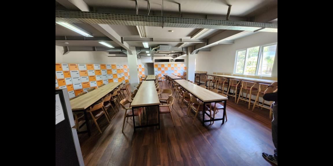 DISEWAKAN RUANG KANTOR SIAP PAKAI FULLY FURNISHED TENGAH KOTA SEMARANG DISEWAKAN RUANG KANTOR SIAP PAKAI FULLY FURNISHED TENGAH KOTA SEMARANG