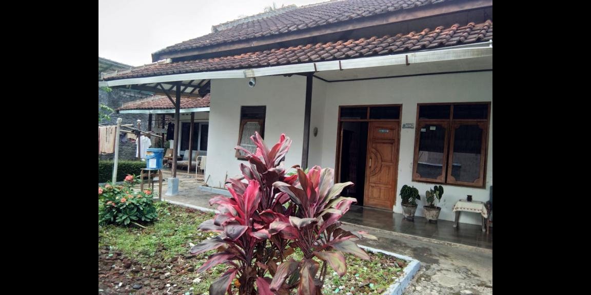 Tanah + Rumah Second Dijual di Garut Pinggir Jalan Tanpa Perantara Tanah + Rumah Second Dijual di Garut Pinggir Jalan Tanpa Perantara