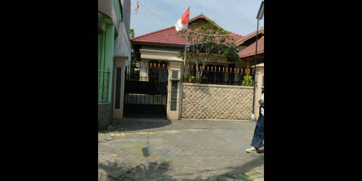 Rumah Ekstra Luas istimewa SIAP HUNI Lokasi Kureksari Waru Sidoarjo Rumah Ekstra Luas istimewa SIAP HUNI Lokasi Kureksari Waru Sidoarjo