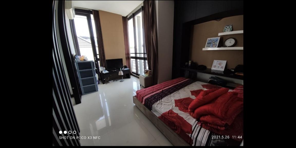 Perumahan Babatan Pantai 2 lantai Minimalis Modern Perumahan Babatan Pantai 2 lantai Minimalis Modern